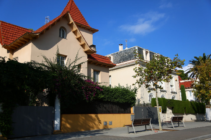 热情浪漫又舒适，西班牙让你爱到停不下来